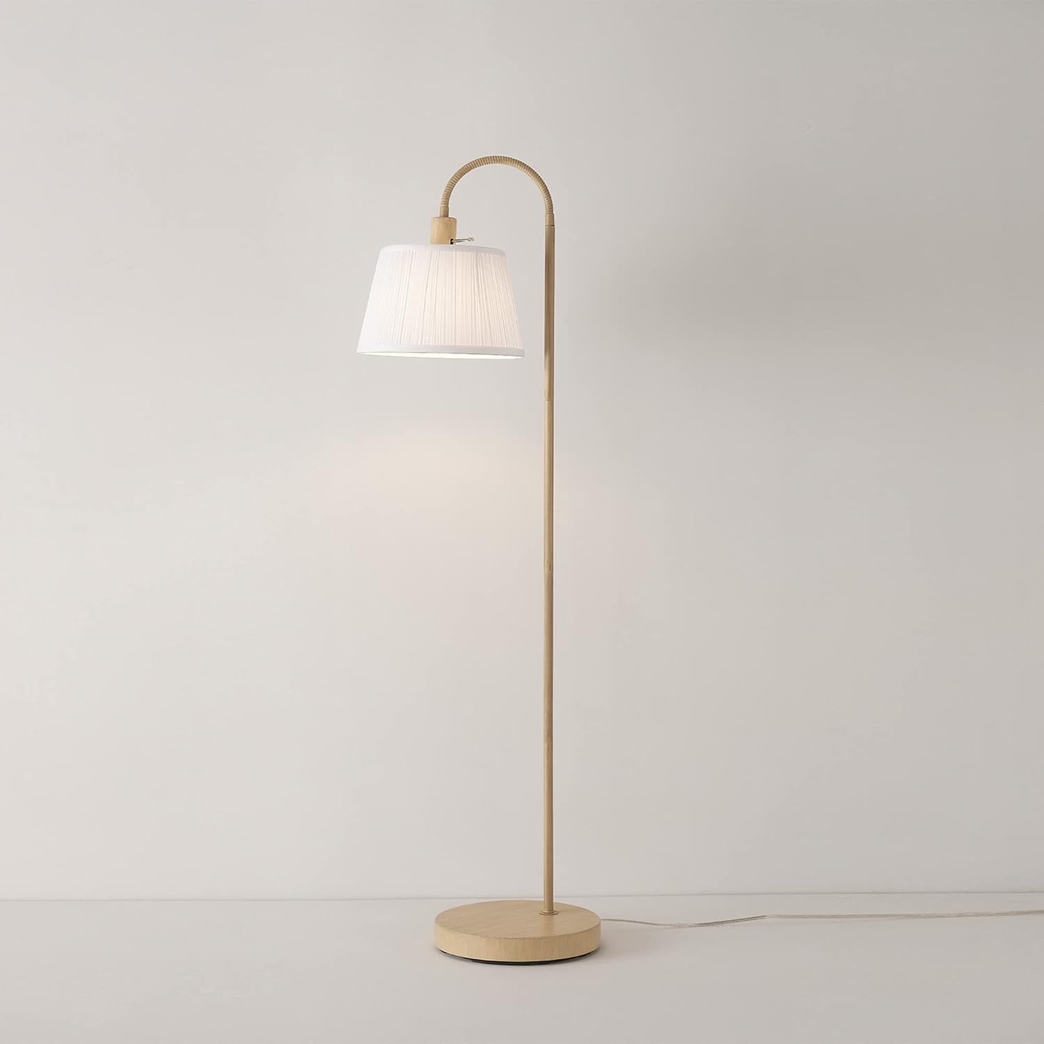 image:imageGlobe Electric 65907 52 Floor Lamp Light Faux Wood White Pattern Shade OnOff Rotary Switch on Socket
